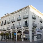 Plaza Cavana Szálloda 3*