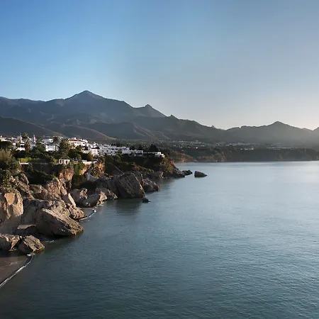 Hotel Plaza Cavana 3*