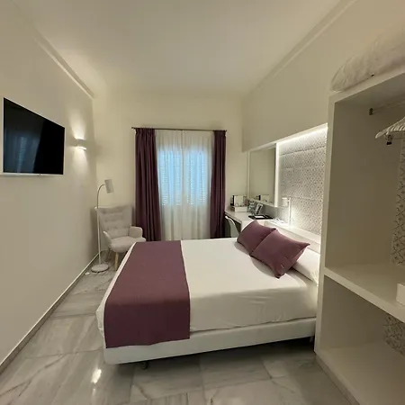 Plaza Cavana Hotel