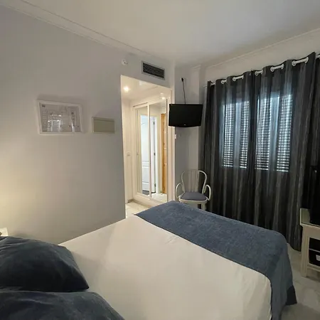 Hotel Plaza Cavana 3*