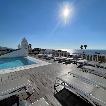 Plaza Cavana 3* Нерха